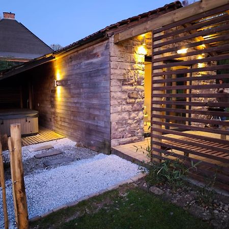 Out & Lodge Les Spirous Les Géronsarts Esterno foto